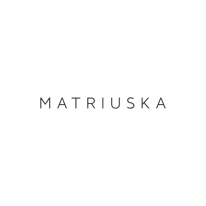 Imaxe corporativa da produtoria audiovisual Matriuska, entidade colaboradora para prácticas do alumnado